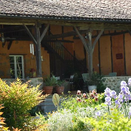 Domaine De Hongrie Hotel Nogaro Esterno foto