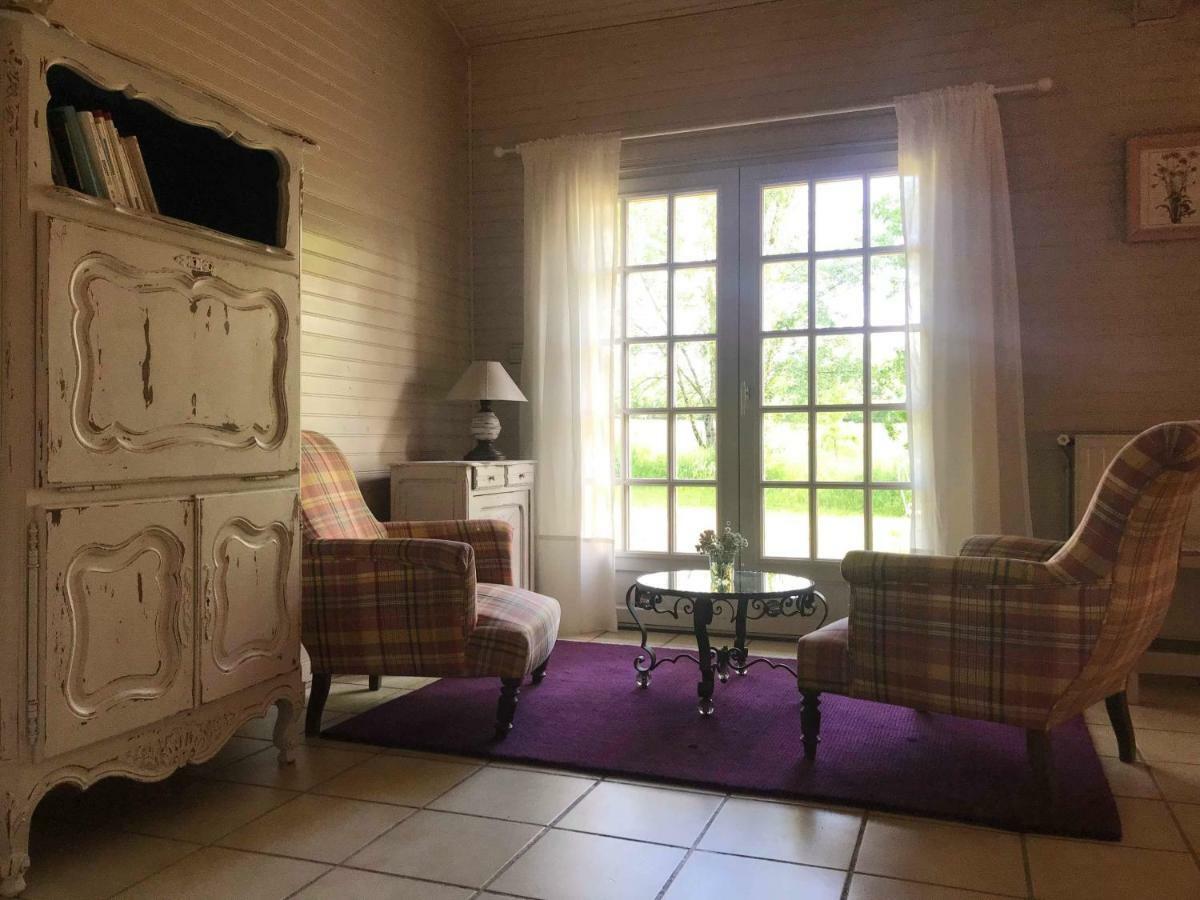 Domaine De Hongrie Hotel Nogaro Esterno foto